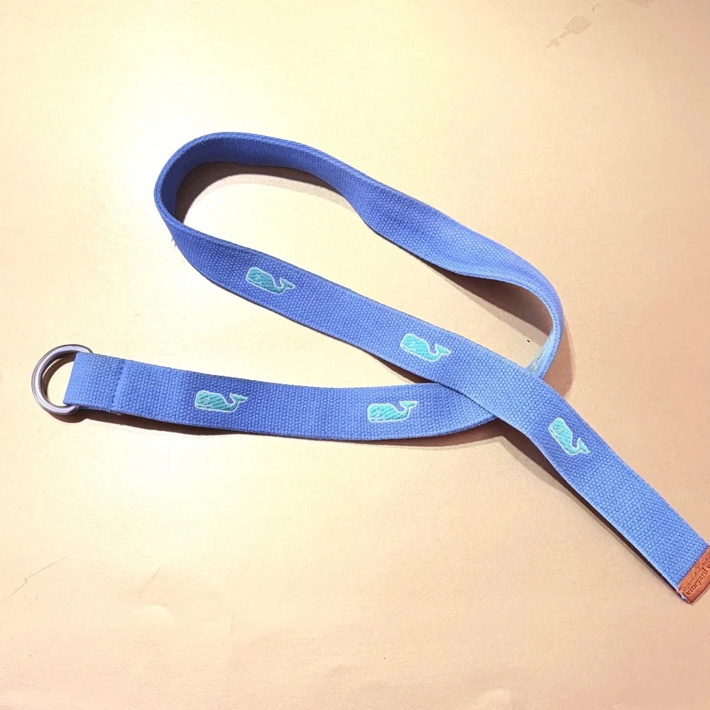 Vineyard Vines Mens XL Blue Whale Embroidered Canvas D-Ring Belt Leather Trim